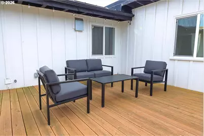 1166 Winsor Ave, North Bend, OR 97459 - Photo 27