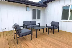 1166 Winsor Ave, North Bend, OR 97459 - Photo 27