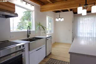 1166 Winsor Ave, North Bend, OR 97459 - Photo 7