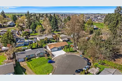 180 Woodcrest Ct, Woodburn, OR 97071 - Photo 31