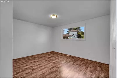 180 Woodcrest Ct, Woodburn, OR 97071 - Photo 15