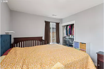 11470 SW 12th St, Beaverton, OR 97005 - Photo 17