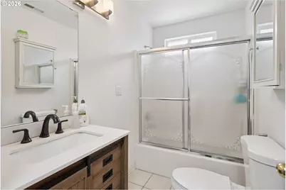 11470 SW 12th St, Beaverton, OR 97005 - Photo 23