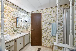 1225 W 10th Ave, Junction City, OR 97448 - Photo 19