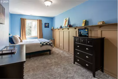 4364 Fox Hollow Rd, Eugene, OR 97405 - Photo 33