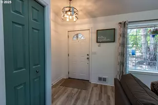 4364 Fox Hollow Rd, Eugene, OR 97405 - Photo 7