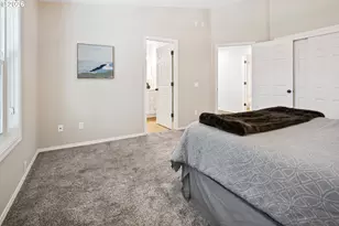 141 NW Cody Ct, Hillsboro, OR 97124 - Photo 33