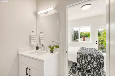 6812 NE 6th Ave, Portland, OR 97211 - Photo 13