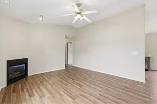 13714 SE Linden Ln, Milwaukie, OR 97222 - Photo 9