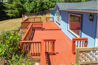 94835 Brunswick Ln, North Bend, OR 97459 - Photo 9