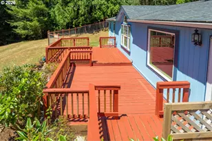 94835 Brunswick Ln, North Bend, OR 97459 - Photo 9