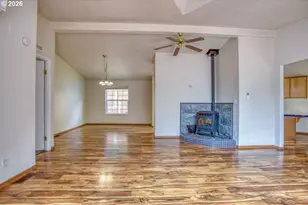 94835 Brunswick Ln, North Bend, OR 97459 - Photo 13