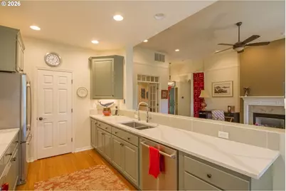 15502 NW Par Ct, Portland, OR 97229 - Photo 9