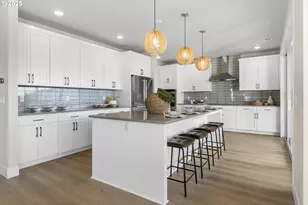 15204 SW Flatcreek Ln, Tigard, OR 97224 - Photo 13