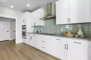 15204 SW Flatcreek Ln, Tigard, OR 97224 - Photo 17