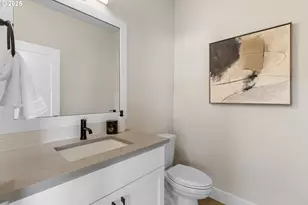 15204 SW Flatcreek Ln, Tigard, OR 97224 - Photo 5