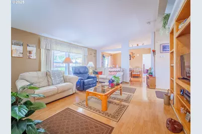 1808 NE 61st Cir, Vancouver, WA 98665 - Photo 5