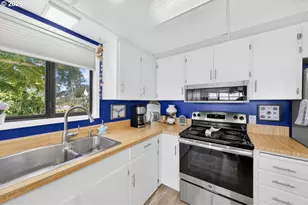 1144 Winchester Ave, Winchester Bay, OR 97467 - Photo 27