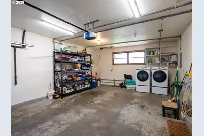 4555 NE 119th Ave, Portland, OR 97220 - Photo 35