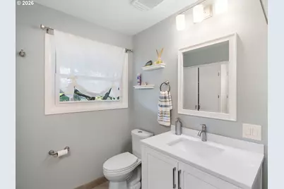 4555 NE 119th Ave, Portland, OR 97220 - Photo 17