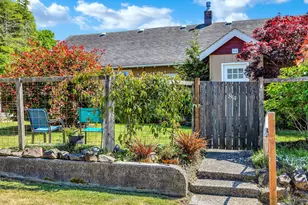 84 SE 10th Pl, Warrenton, OR 97146 - Photo 5