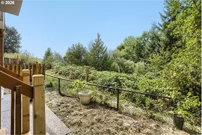 426 SE Heathcliff Ln, Hillsboro, OR 97123 - Photo 15