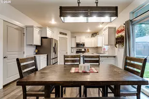 4685 Glacier Meadows Loop, Springfield, OR 97478 - Photo 5