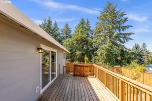 407 Park St, Gaston, OR 97119 - Photo 25