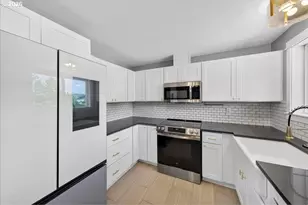 407 Park St, Gaston, OR 97119 - Photo 13