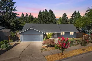 407 Park St, Gaston, OR 97119 - Photo 1