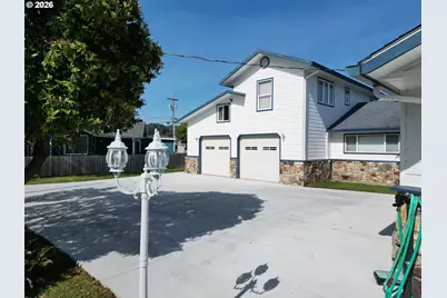 429 Buena Vista Loop, Brookings, OR 97415 - Photo 3
