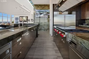 1305 SW Myrtle Ct, Portland, OR 97201 - Photo 19