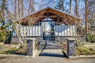 7720 S Macadam Ave, Portland, OR 97219 - Photo 3