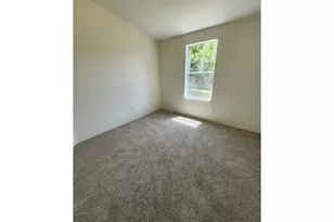 31919 N Lake Creek Dr, Tangent, OR 97389 - Photo 15