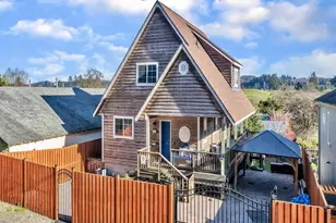 90589 Clark Rd, Warrenton, OR 97146 - Photo 1