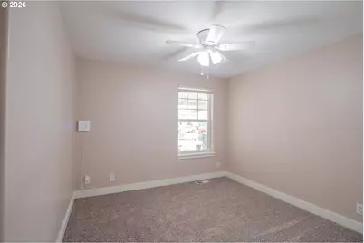 88099 Lindsay Ln, Veneta, OR 97487 - Photo 17