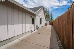 88099 Lindsay Ln, Veneta, OR 97487 - Photo 39