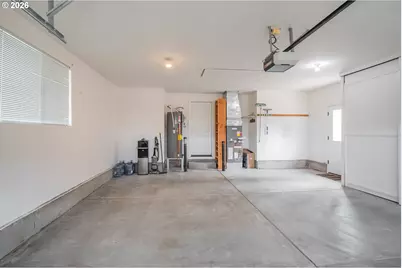 88099 Lindsay Ln, Veneta, OR 97487 - Photo 27