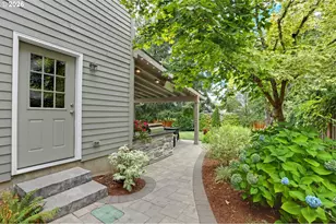 1673 NW 129th Pl, Portland, OR 97229 - Photo 39