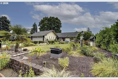 12607 SE 11th St, Vancouver, WA 98683 - Photo 3