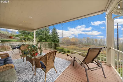 8212 NW Fruit Valley Rd #A, Vancouver, WA 98665 - Photo 9