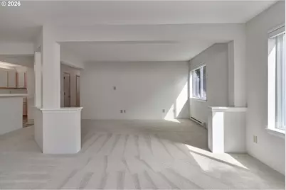 5054 Foothills Dr #B / 68, Lake Oswego, OR 97034 - Photo 5