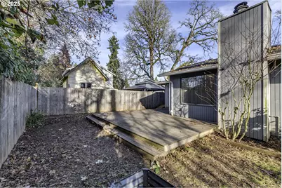 211 SE 33rd Ave, Hillsboro, OR 97123 - Photo 29