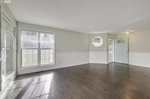 211 SE 33rd Ave, Hillsboro, OR 97123 - Photo 3