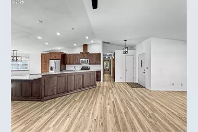 137 Foothill Dr, Baker City, OR 97814 - Photo 9