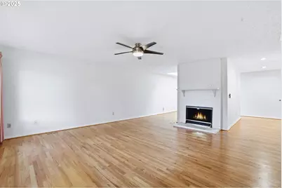 32525 SW Arbor Lake Dr, Wilsonville, OR 97070 - Photo 9