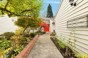 32525 SW Arbor Lake Dr, Wilsonville, OR 97070 - Photo 3