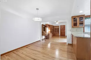 32525 SW Arbor Lake Dr, Wilsonville, OR 97070 - Photo 17