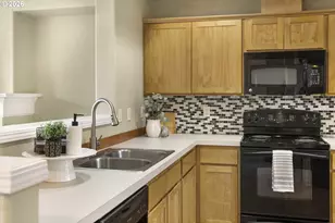 20578 NW Sedona Ln, Beaverton, OR 97006 - Photo 17