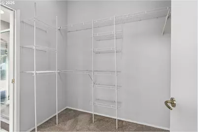 730 SE Barnes Ave, Gresham, OR 97080 - Photo 19
